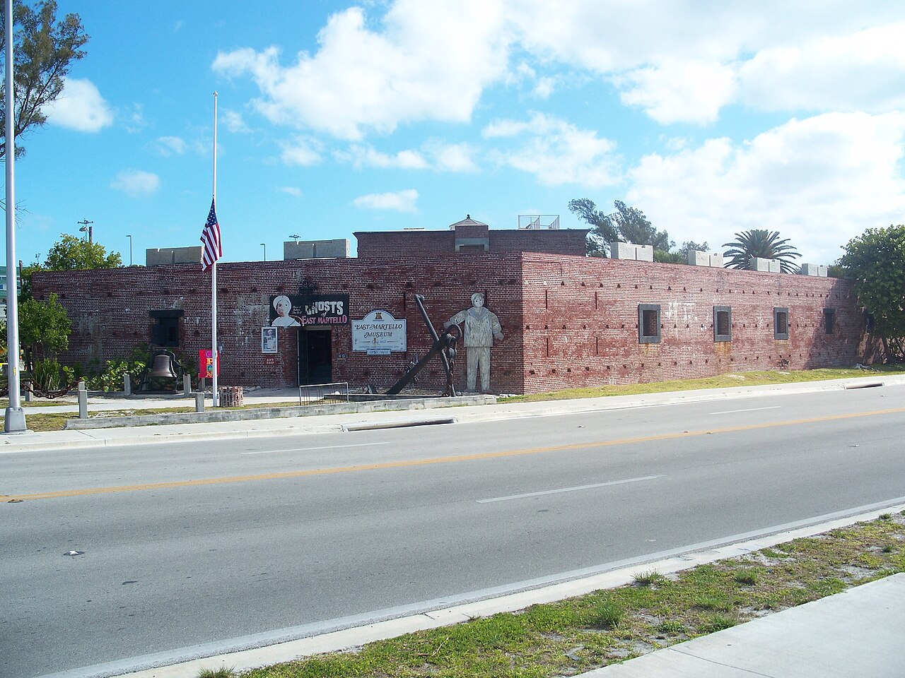 Fort East Martello Museum’s brick entrance and roadside exterior in Key West